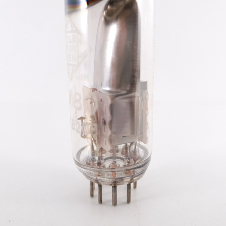 1 X UM80 TELEFUNKEN MAGIC EYE TUBE. HALO GETTER. 23. CH81