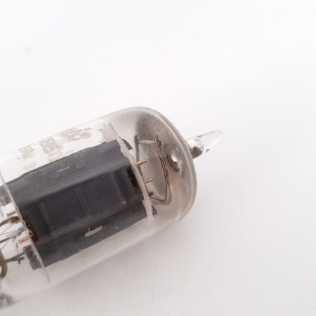 1 X 12AX7 GE TUBE. 1950s PROD. 17MM. D-G. COPPER RODS. 60/75% USED. CA ENA