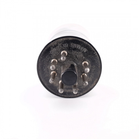 1 X 6F6G SYLVANIA TUBE. BLACK PLATES. SOLID GETTER. ENGRAVED LOGO. 11. CH82