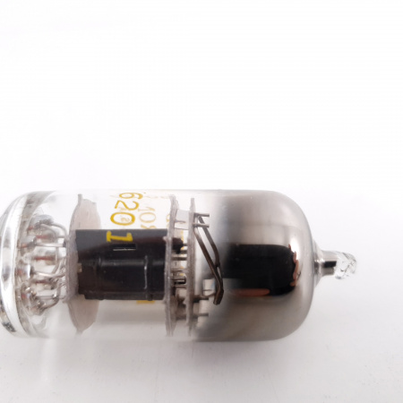 1 X 6201 UNITED TUBE. 1980s PROD. TILTED D-G. 3 MICA. 84/88%. CF ENA