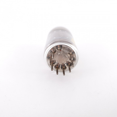 1 X 6201 UNITED TUBE. 1980s PROD. TILTED D-G. 3 MICA. 84/88%. CF ENA