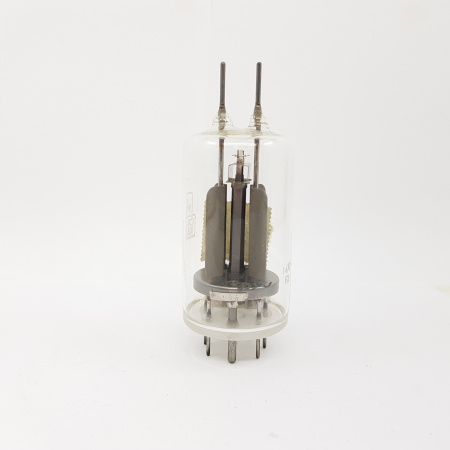 1 X CV424 / QQE06/40 TUBE. NOS/NIB. RCB392