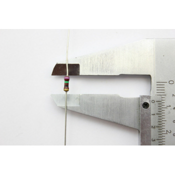 RESISTOR. 1/4W 75Ohm 75R 5%...