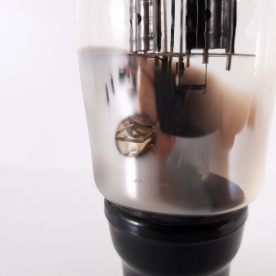 1 X MU14 BRIMAR TUBE. BLACK PLATES....