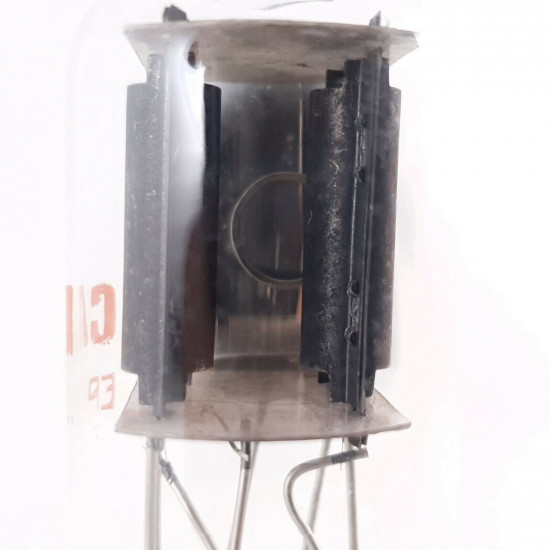 1 X 6SL7GT RCA TUBE. 1970s PROD. BLACK PLATES. COIN BASE. 119/91% CK  ENA