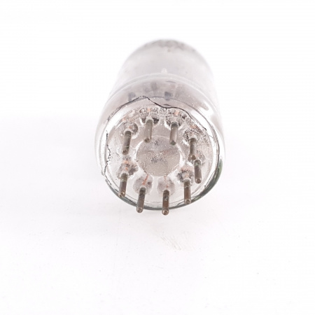 1 X 12AT7WA SYLVANIA TUBE. COPPER RODS. 3 MICAS. SQUARE GETTER. 104/84% CF ENA