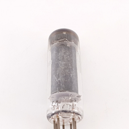 1 X 6AQ5A RCA TUBE. 1960s PROD. BLACK PLATES. SQUARE GETTER. 87%. 3. CH112