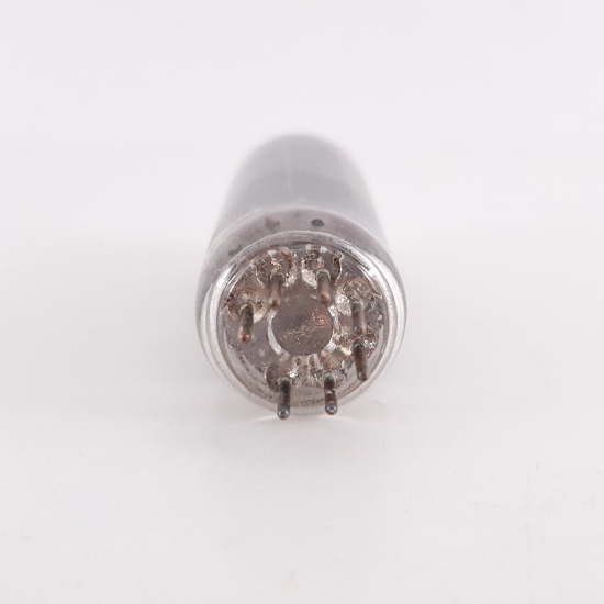 1 X 6AQ5A HEINTZ & KAUFMAN TUBE....