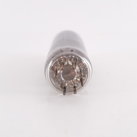 1 X 6AQ5A HEINTZ & KAUFMAN TUBE. BLACK PLATES. COPPER RODS. 75%. 6. CH112