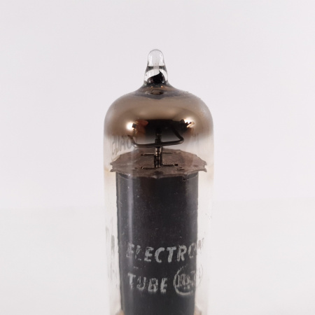 1 X 6AQ5 RCA TUBE. BLACK PLATES. SQUARE GETTER. 116%. 13. CH112