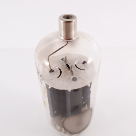 1 X 6LF6 SYLVANIA TUBE. DUAL HALO GETTER. 1. CH90