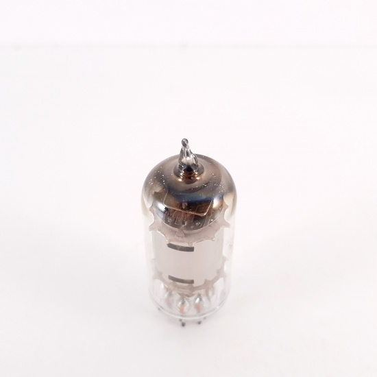 1 X EF92 MULLARD TUBE. CHROME PLATES....