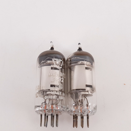 2 X EF92 MULLARD TUBE. CHROME PLATES. SQUARE GETTER. 101/100%. 4. CH91