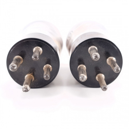 2 X 30 RCA TUBE. 1950s PROD. BLACK PLATES. SOLID GETTER. 90/100%. 7. CH92