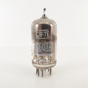 1 X 6BQ7 CIFTE TUBE....