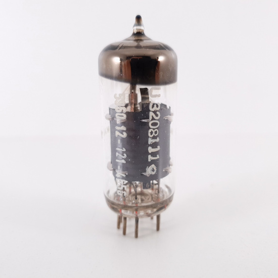 1 X EF800 TELEFUNKEN TUBE. DIAMOND...