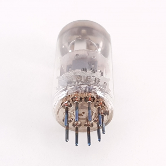 1 X ECC84 VALVO TUBE. 1960s MULLARD...