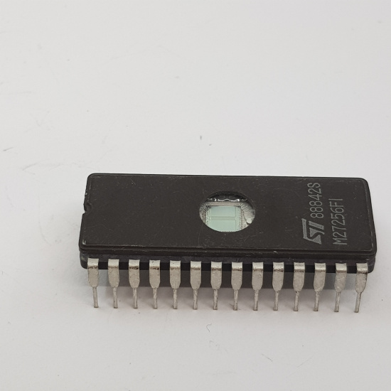 M27256FI ST INTEGRATED CIRCUIT NOS.1PC. C608BU1F310522