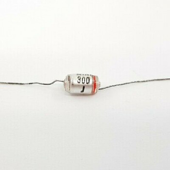 STYROFLEX CAPACITOR 300PF 160V 5% NOS 3PC. C598U100F150921