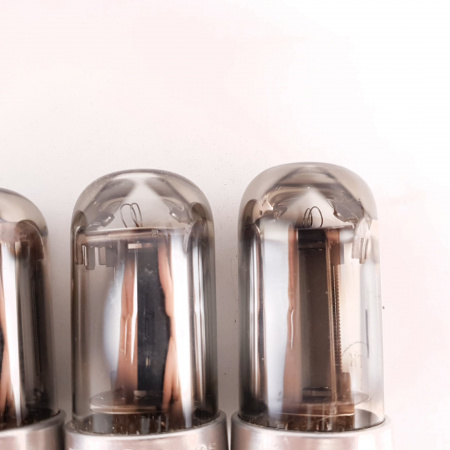 4 X 4P1L / 4П1Л SVETLANA WINGED C TUBE. DUAL INVERTED CUP GETTER. 1965s. CO ENA