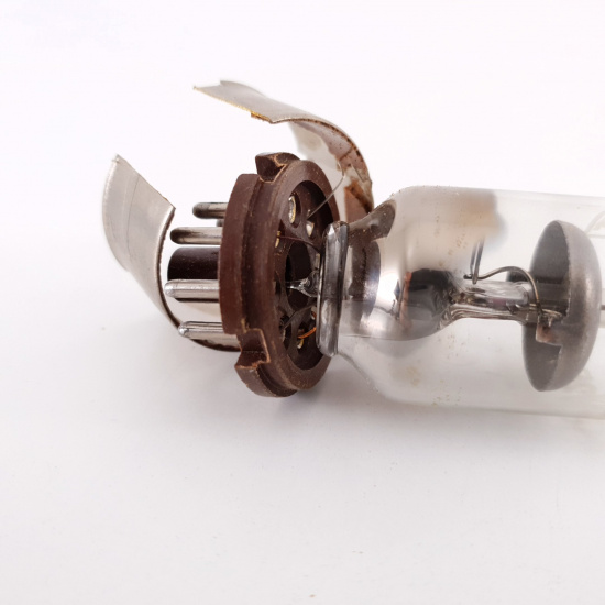 15 X G240/2D STC TUBE. CRACKED BASE....