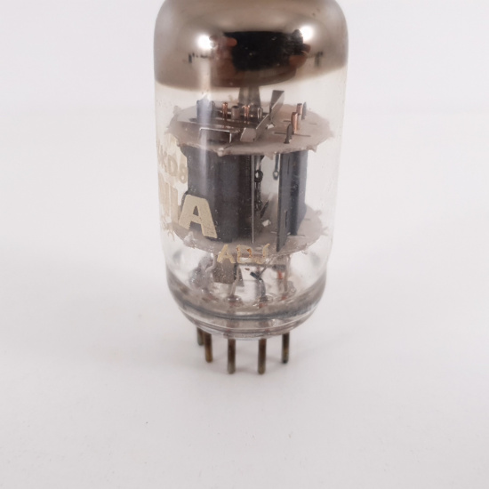 1 X 6U8A / 6AX8 / 6KD8 SYLVANIA TUBE....