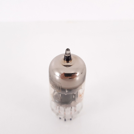 1 X 6U8A RCA TUBE. 1960s PROD. BLACK PLATES. CO ENA