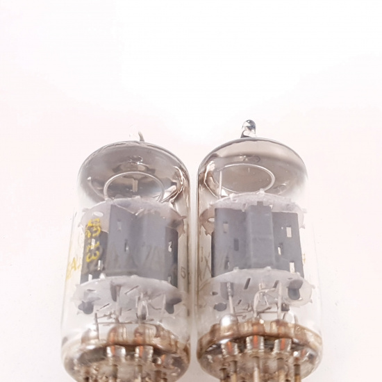2 X 12AX7A UNITED ELECTRON TUBE. 1979...