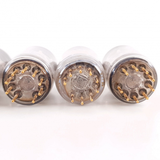 5 X EC88 MAZDA TUBE. TELEFUNKEN PROD....