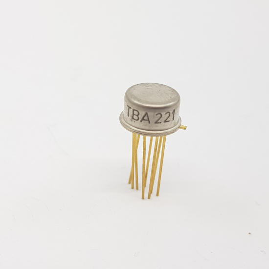 TBA221 GOLD INTEGRATED CIRCUIT NOS. 1 PC. C609BU5F150622.