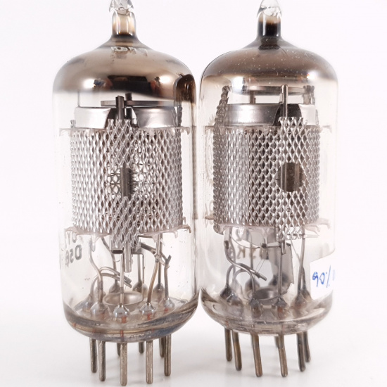 2 X EF86 VALVO TUBE. 1960s PROD. MESH...