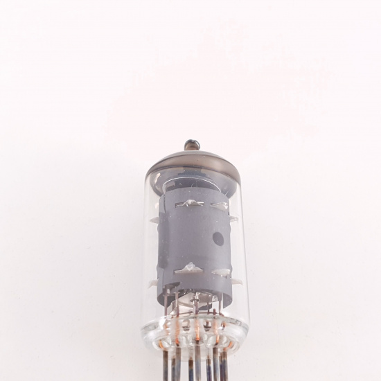 1 X EF86 RSD TUBE. TESLA PRODUCTION.