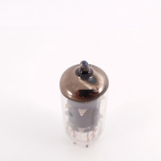 1 X EF86 KUNDAN TUBE. 1970s TESLA...