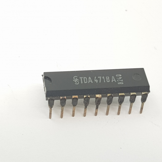 TDA4718A SIEMENS INTEGRATED CIRCUIT NOS. 1 PC. C609BU3F210622.