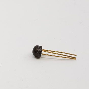 BC207B GOLD TRANSISTOR NOS....