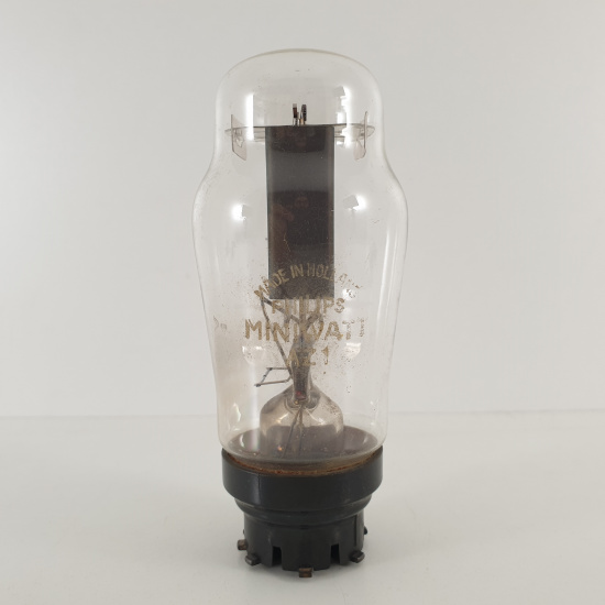 1 X AZ1 PHILIPS-MINIWATT TUBE....