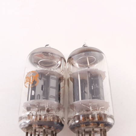 2 X 5751 RCA TUBE. 1960s PROD. BLACK PLATES. MATCHED PAIR. 17. CH120