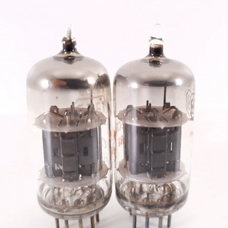 2 X 5751 RCA TUBE. 1960s PROD. BLACK PLATES. HIGH GAIN. MATCHED PAIR. 19. CH120