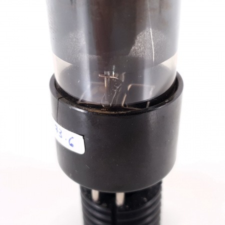 1 X 6V6GT SYLVANIA TUBE. 1950s PROD. SMOKED GLASS. 71% USED. CU ENA