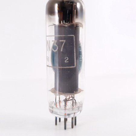 1 X N37 MARCONI TUBE. RECTANGULAR GETTER. 77%. 1. CH135
