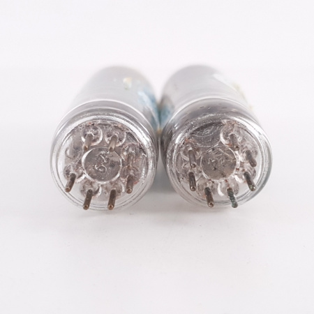 2 X N37 MARCONI TUBE. RECTANGULAR GETTER. 91/87% MATCHED PAIR. 2. CH135