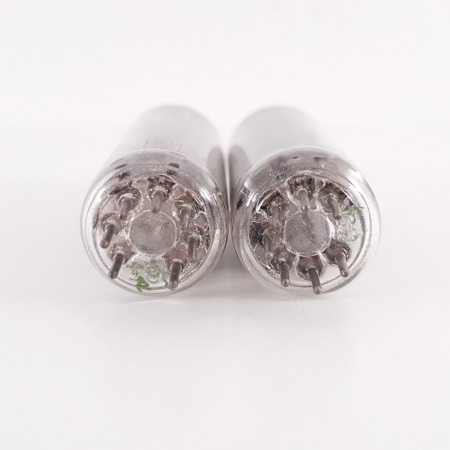 2 X 30A5 HITACHI TUBE. BLACK PLATES. COPPER RODS. 89/98% MATCHED PAIR.9. CH135