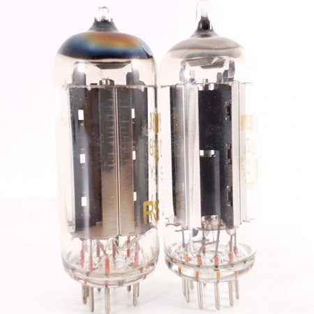 2 x EZ80 TESLA TUBE. 1950-60s PROD. SOLID GETTER. MATCHED PAIR. 10. CH135