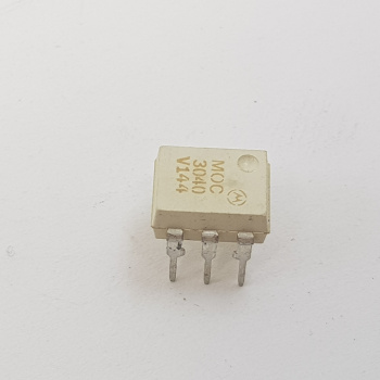 1 X MOC3040 MOTOROLA...