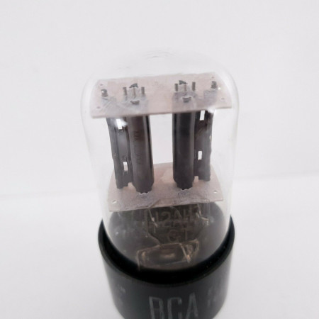 1 X 12AH7GT RCA TUBE. BLACK PLATES. RECTANGULAR GETTER. 5. CH41