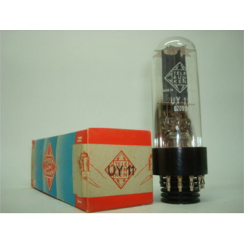 1 X UY11 TELEFUNKEN TUBE....