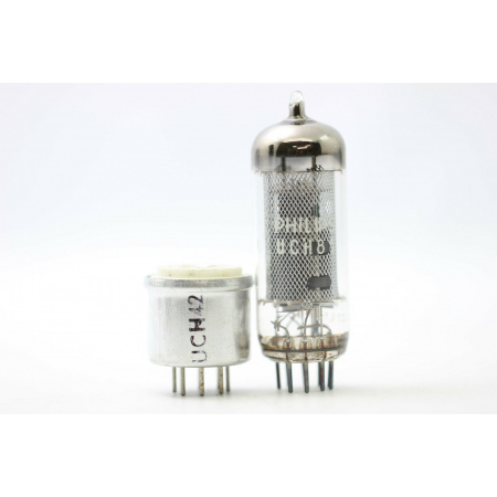 1 X UCH81 TUBE + CONVERSION SOCKET REPLACEMENT UCH42. 1970s PROD. CB214