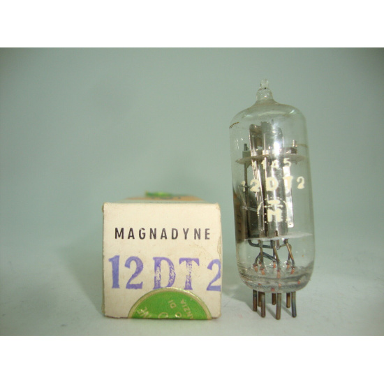 1 X 12DT2 MAGNADYNE TUBE. NOS / NIB. RCB32