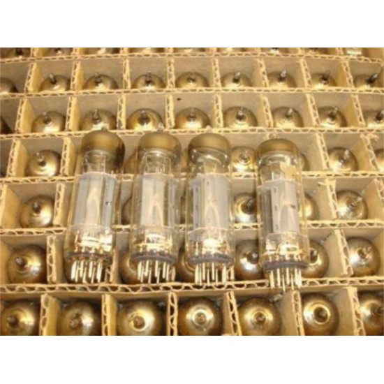 1 x PCL82 / 16A8 TESLA/TELAM TUBE. RCES21