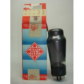 1 X UCL11 TELEFUNKEN TUBE....